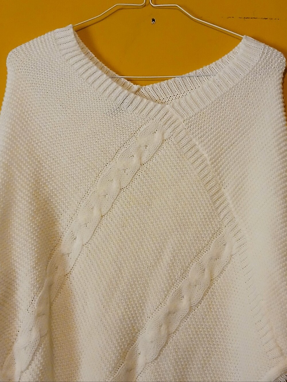 Women's Scoop Neck Cable-Trim Sweater in Cream